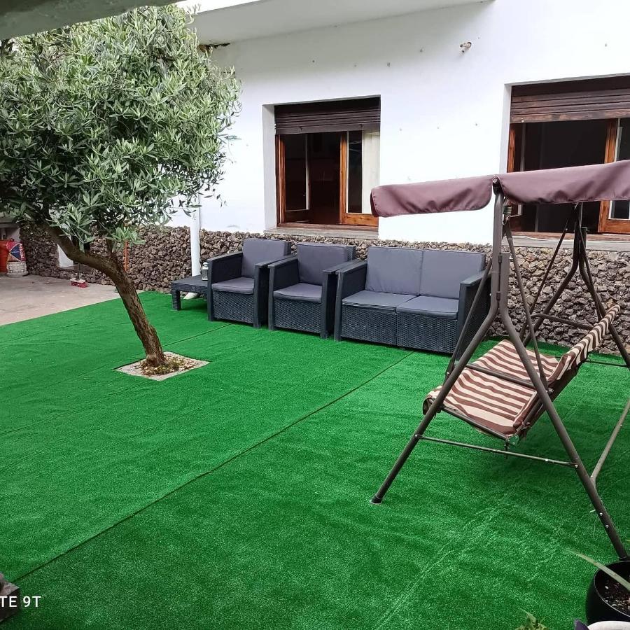 Carrer Esparreguera Olot Exteriör bild