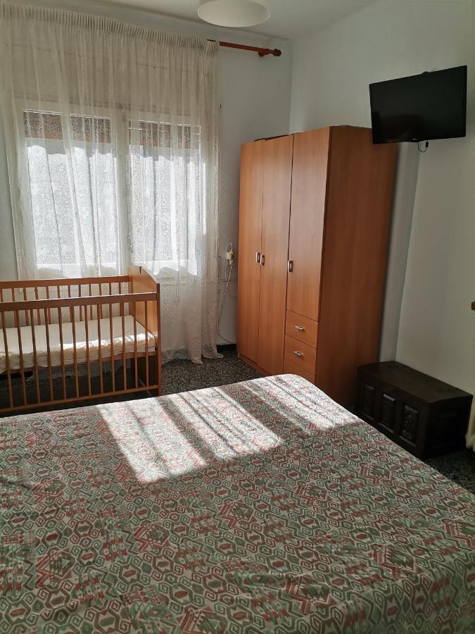 Carrer Esparreguera Olot Exteriör bild