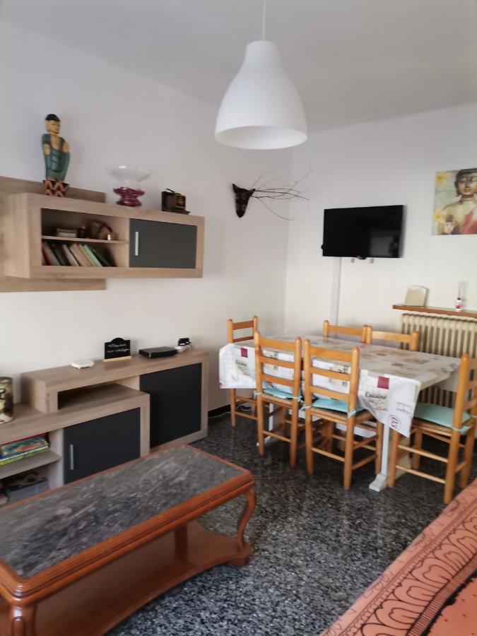 Carrer Esparreguera Olot Exteriör bild